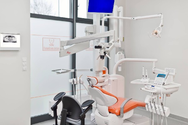 Gabinet Dentystyczny Acusdent 4
