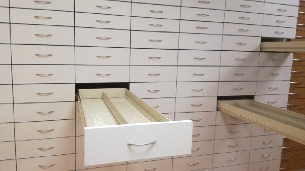 Meble Apteczne-magazynowe Szuflady Głębokiego Sprzedam Używane 2